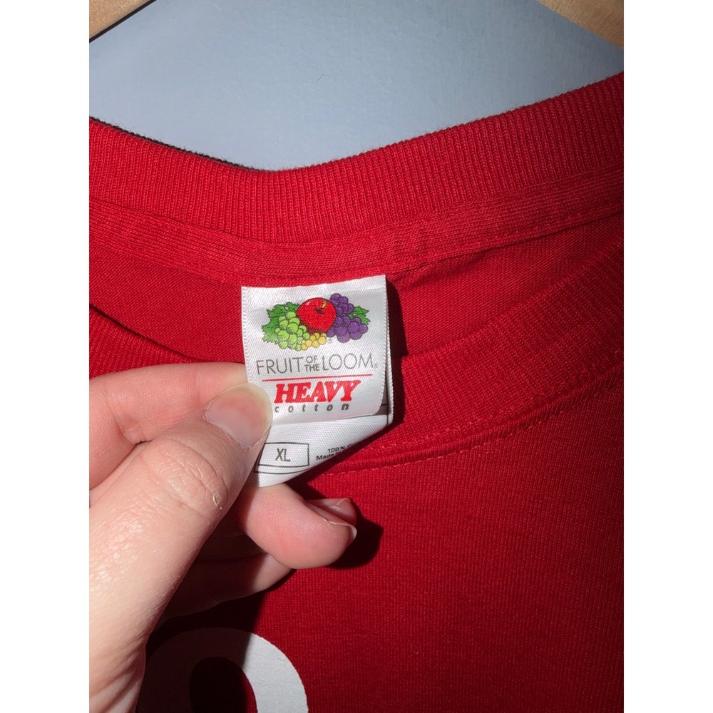 Red‎ Milwaukee Bucks Go Bucks Go Graphic T Shirt XL Fruit of the Loom - Picture 6 of 6